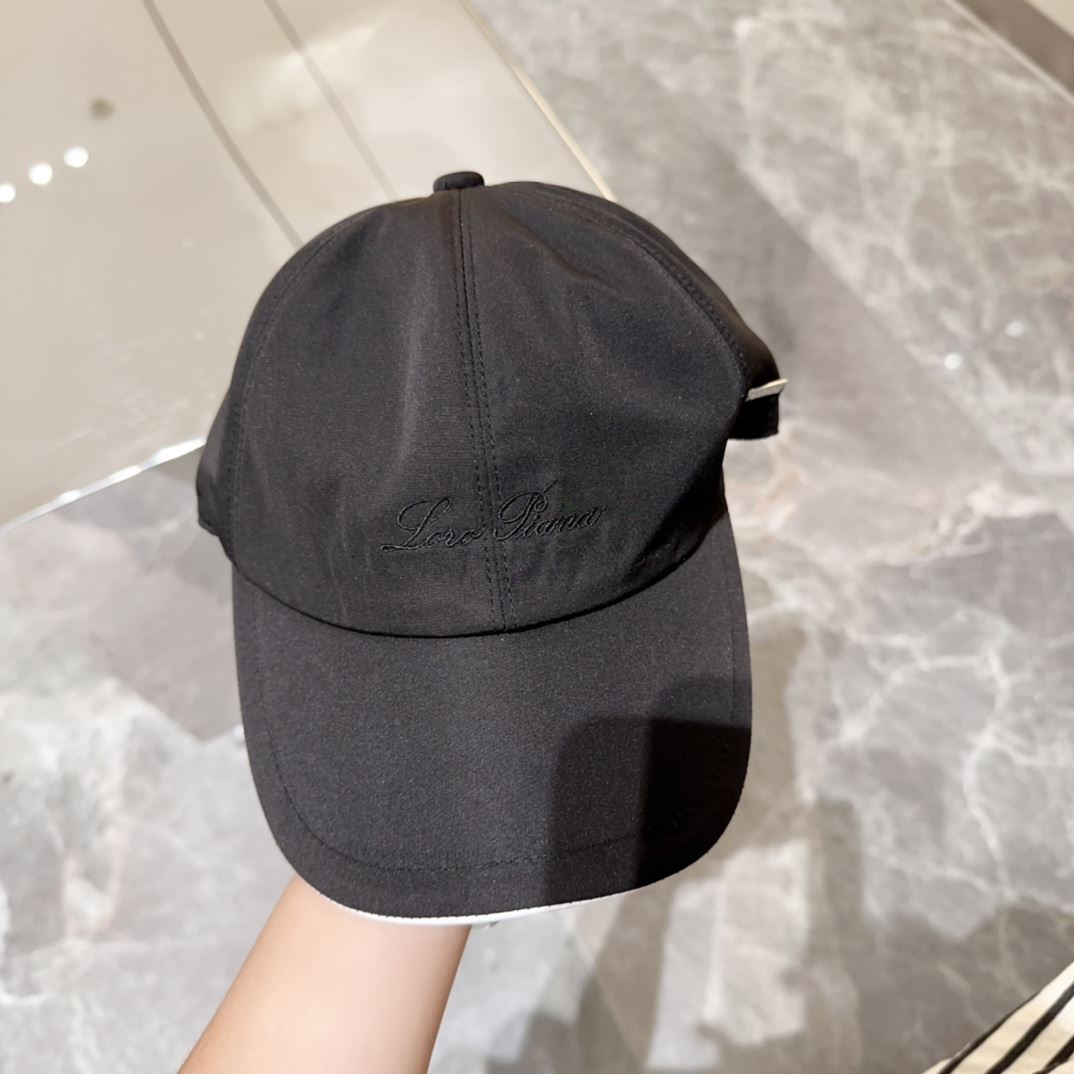 Loro Piana Caps